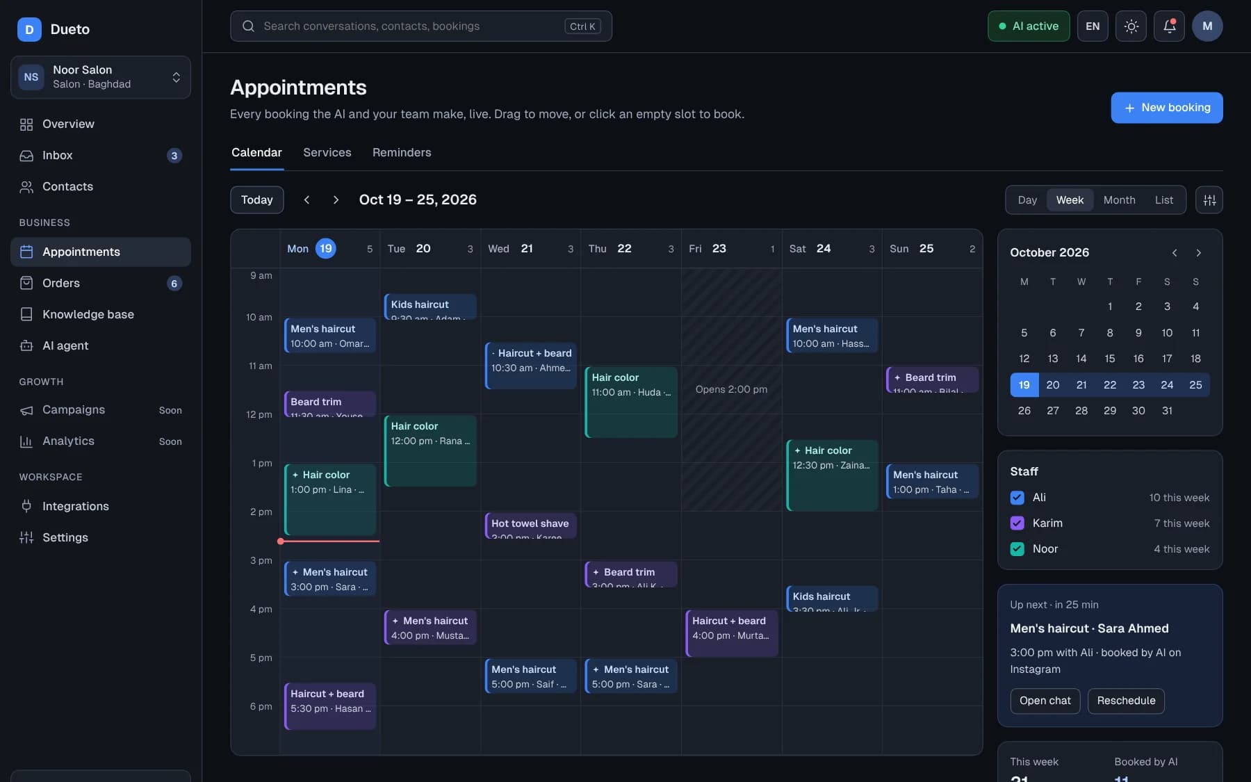 Dueto week calendar with bookings by staff